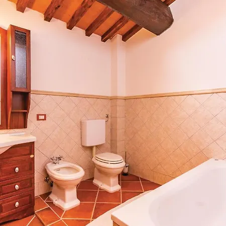Nice Apartment In Casalguidi Pt With Kitchen *